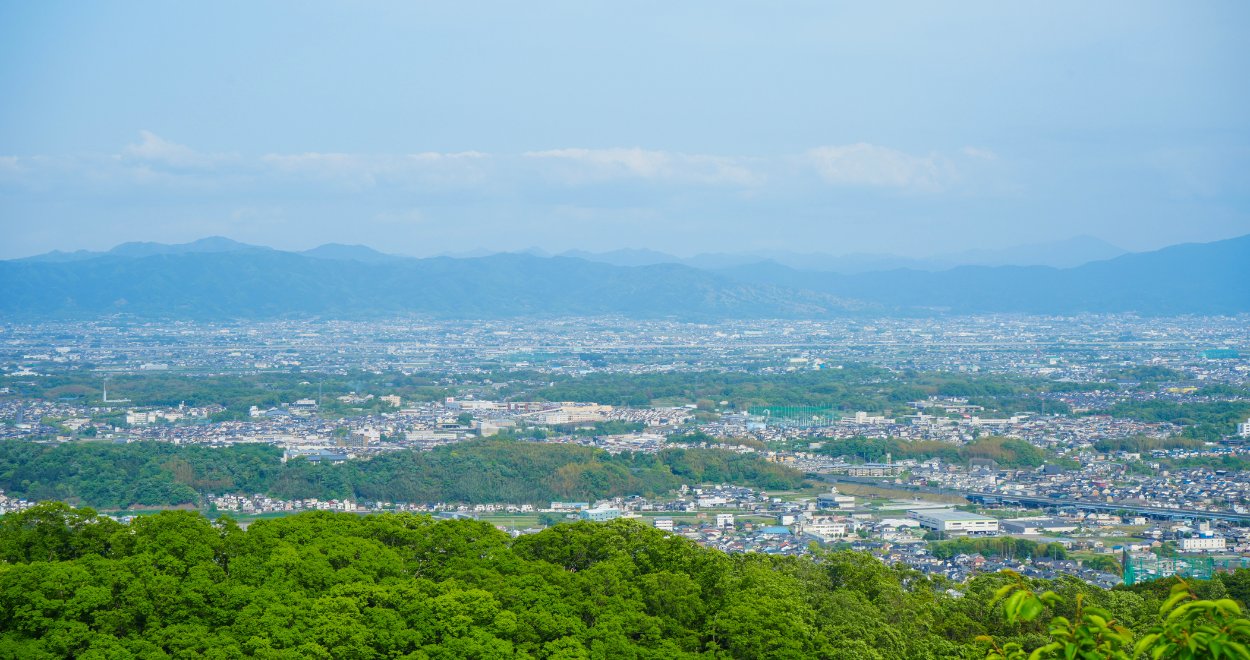 王寺町の明神山から撮影した上牧町の写真