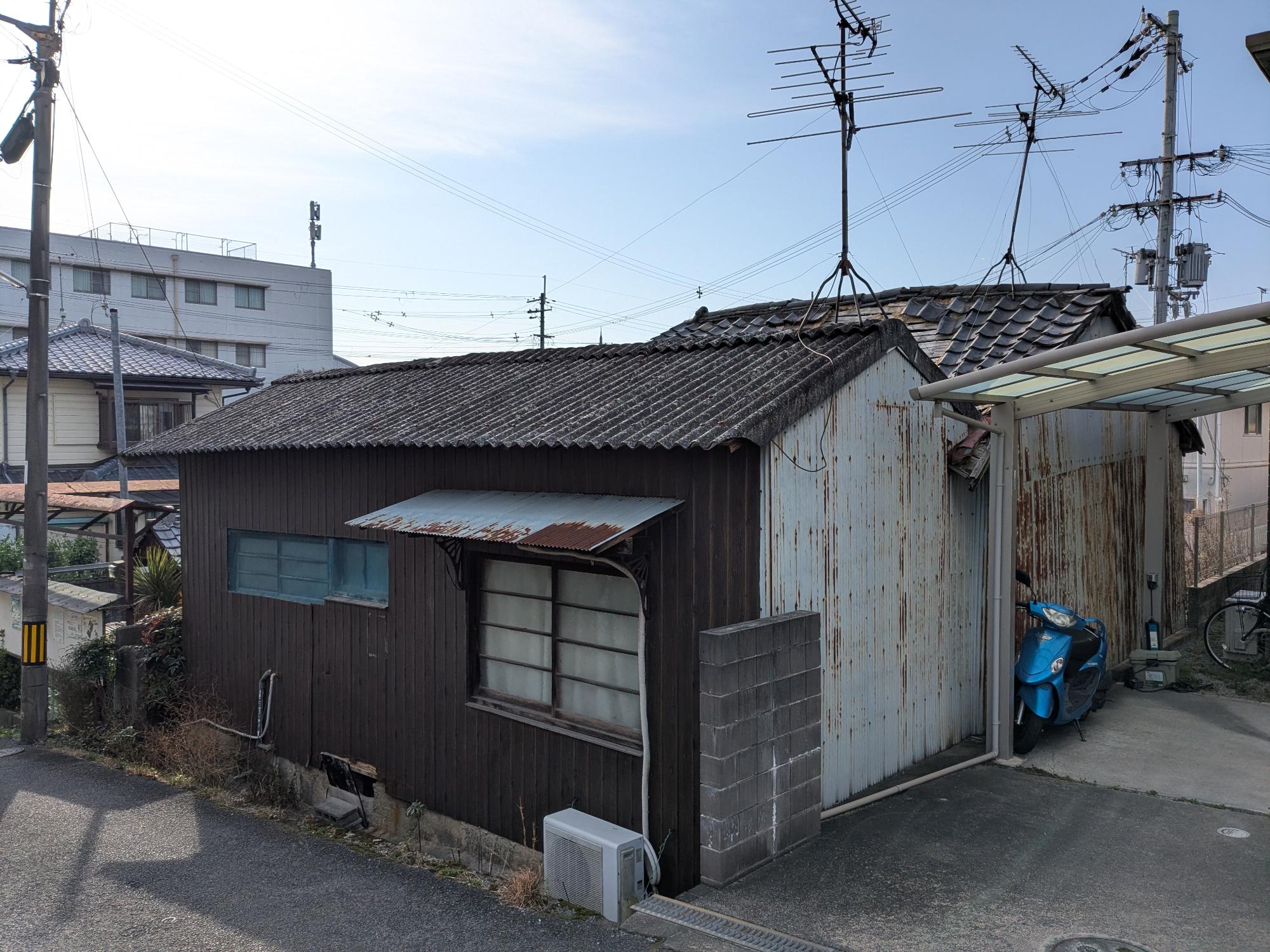 北から南向き